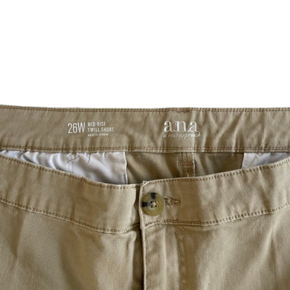 a.n.a. Women's Plus-Size 26 KHAKI 4.5" Mid Rise Flat-front Chino Short - Picture 13 of 13